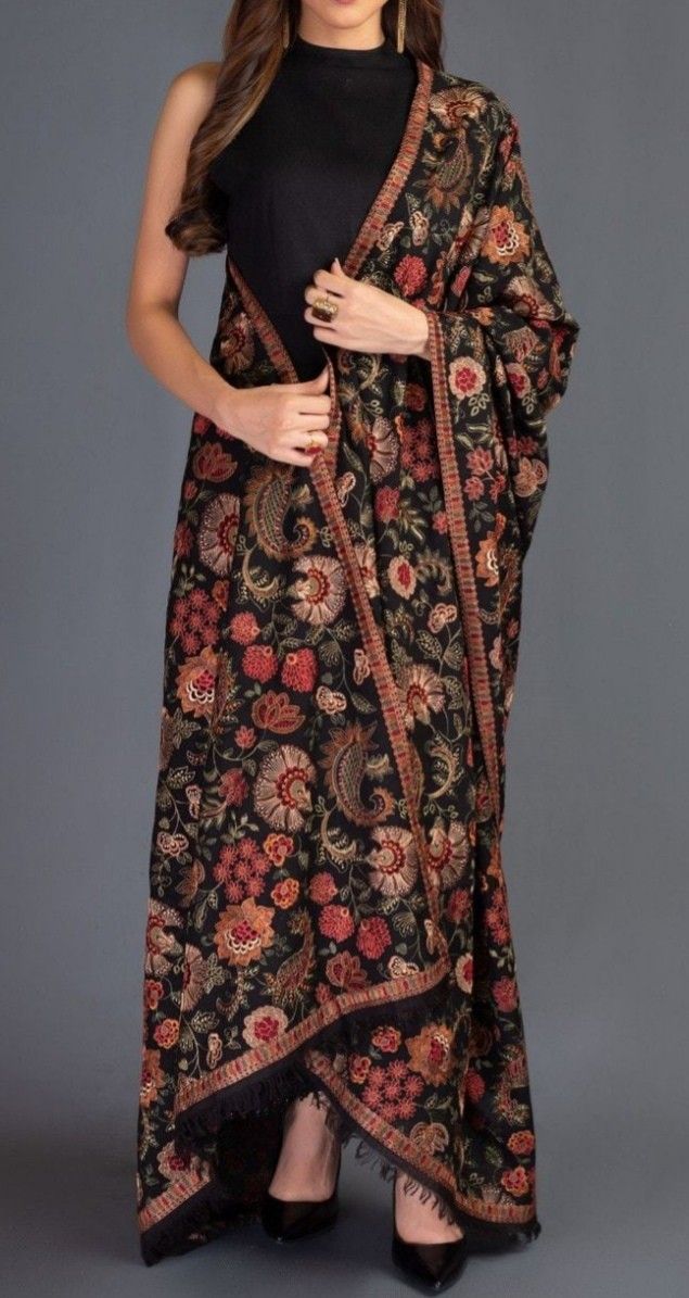 Aesthetic Shawl Design